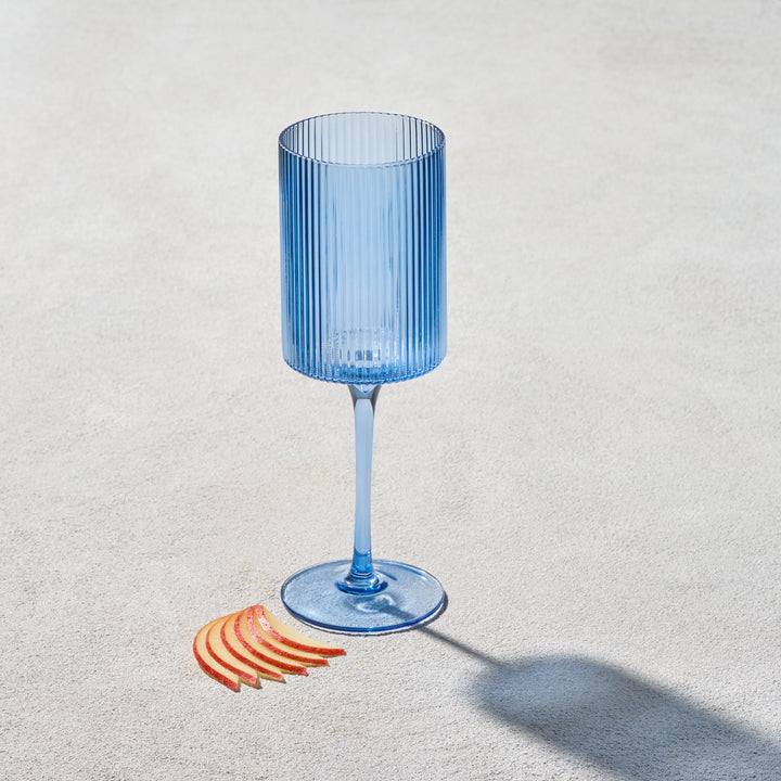 Vikko - Malibu, Ribbed Wine Glass, 11 oz