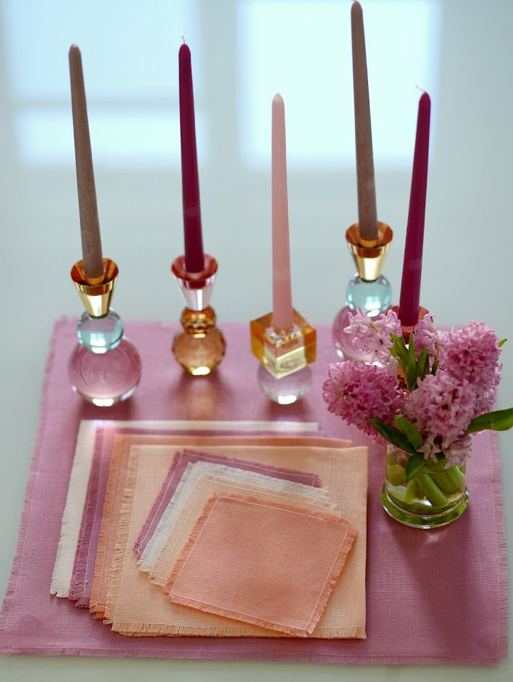 Frayed Edge Colored Napkins - 20" x 20"