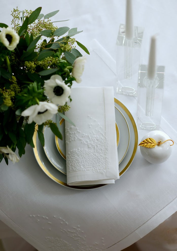 Scattered Dots Tablecloth