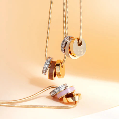 Wewa Boa Chain 3 Rings Fondant Pink Chip with Zirconia Necklace