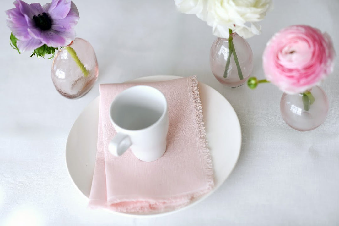 Frayed Edge Colored Napkins - 20" x 20"