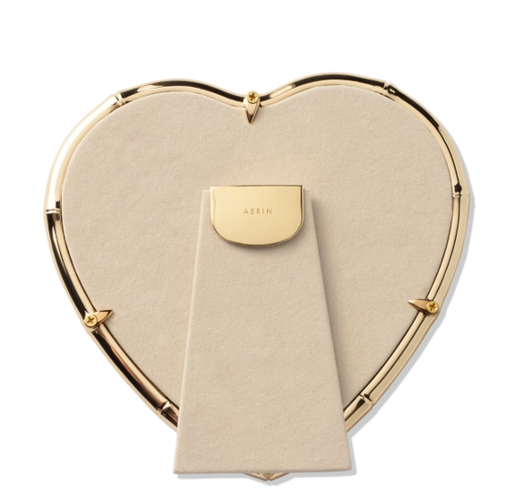 Ava Bamboo Heart Frame