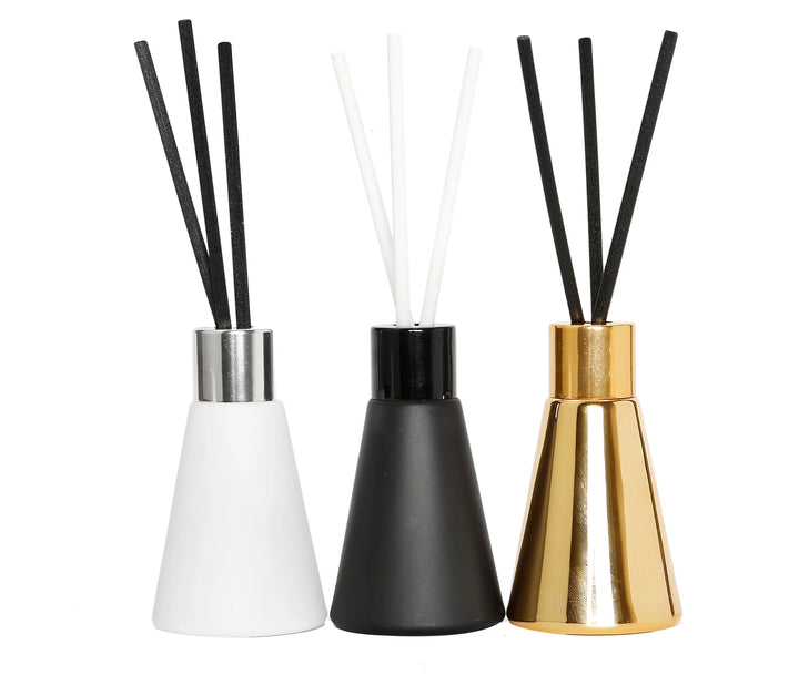 Set of 3 Diffusers- White Matt/Black/Gold -
Assorted Scents
