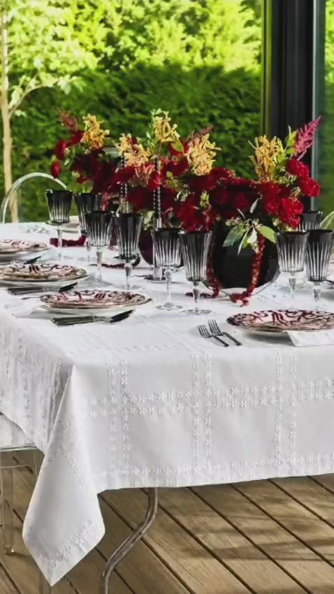 Daisy Tablecloth